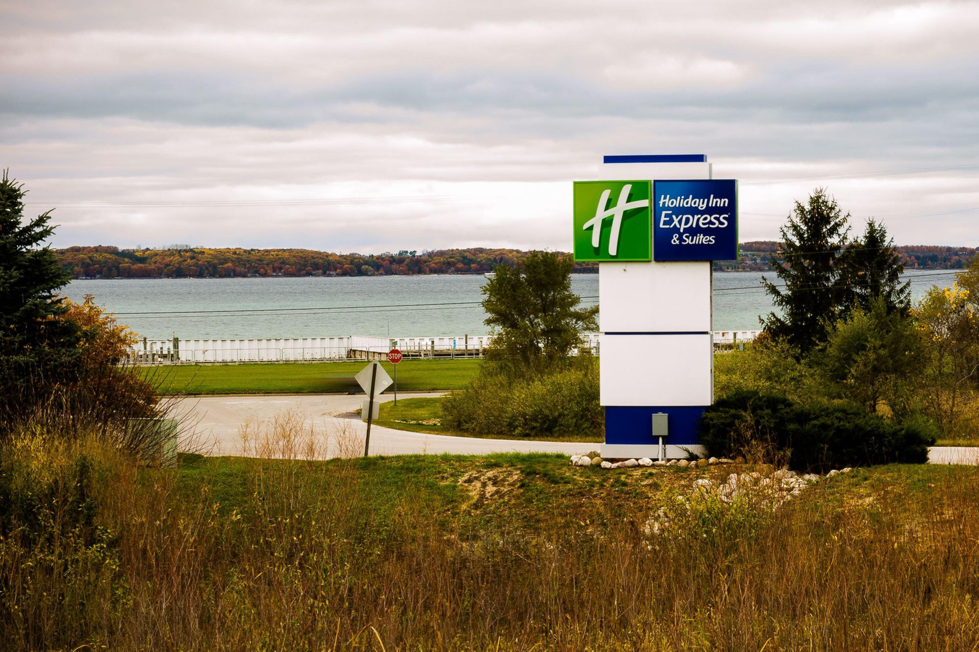 Vista Exterior Holiday Inn Express Hotel & Suites Acme-Traverse City by IHG
