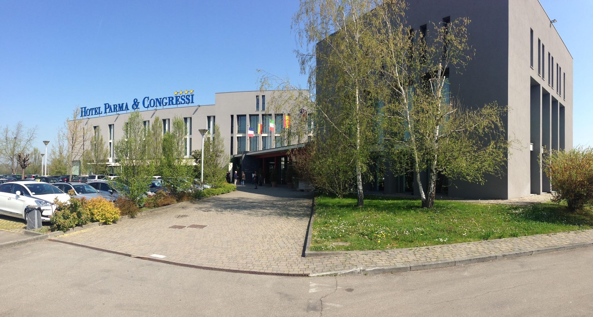 Vista Exterior Hotel Parma & Congressi