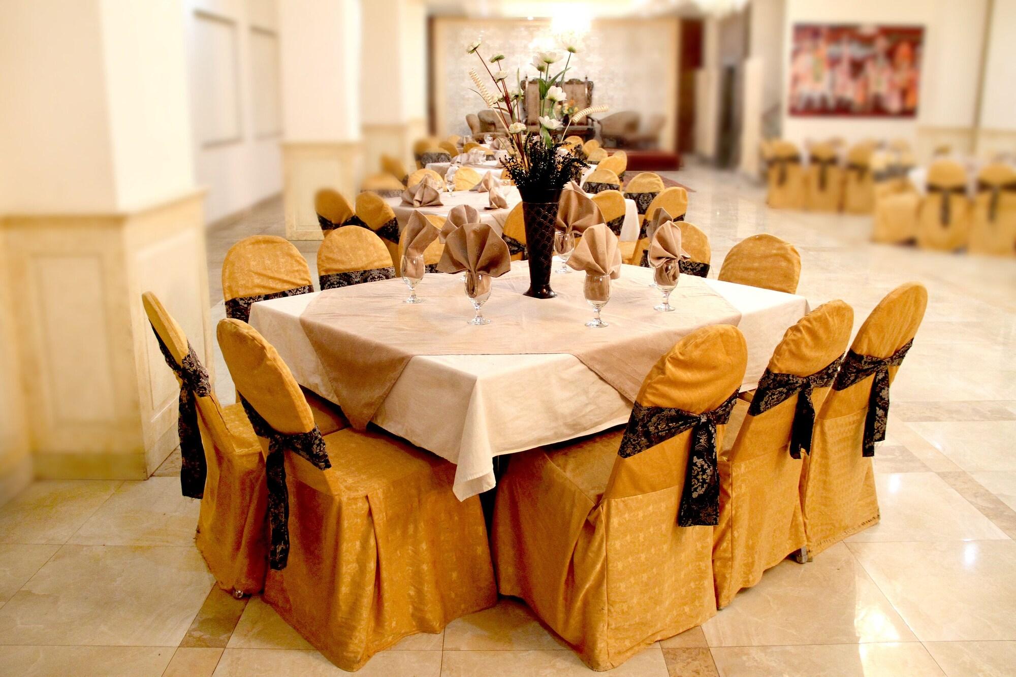 Restaurant Shalimar Tower Hotel