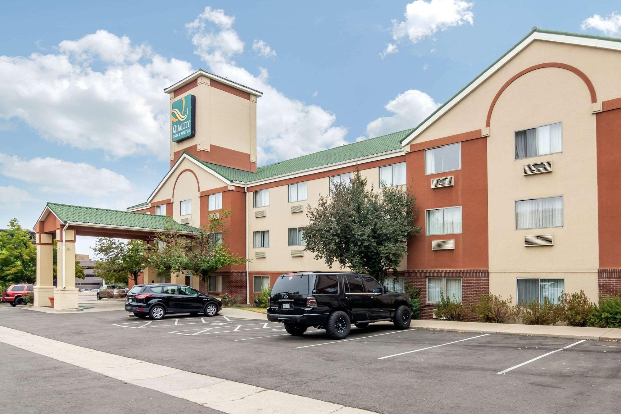 Vista Exterior Quality Inn & Suites Lakewood - Denver Southwest