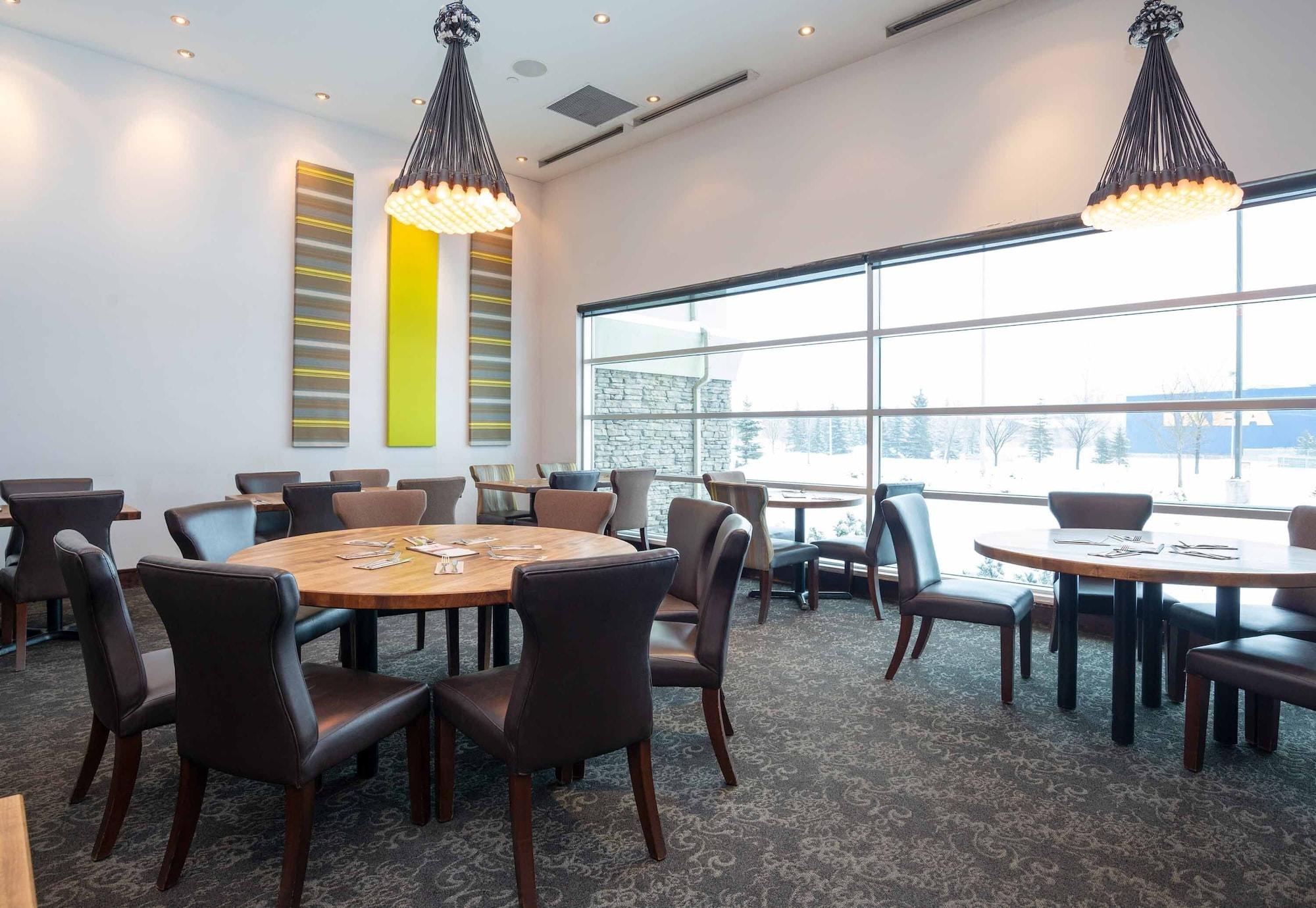 Restaurant Sandman Hotel & Suites Calgary South