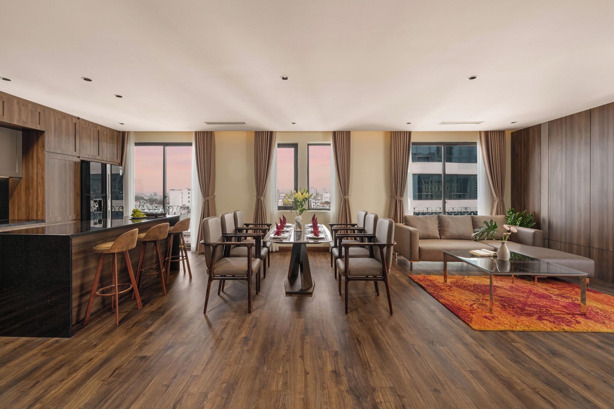Playa Palazzo Da Nang Beach Hotel