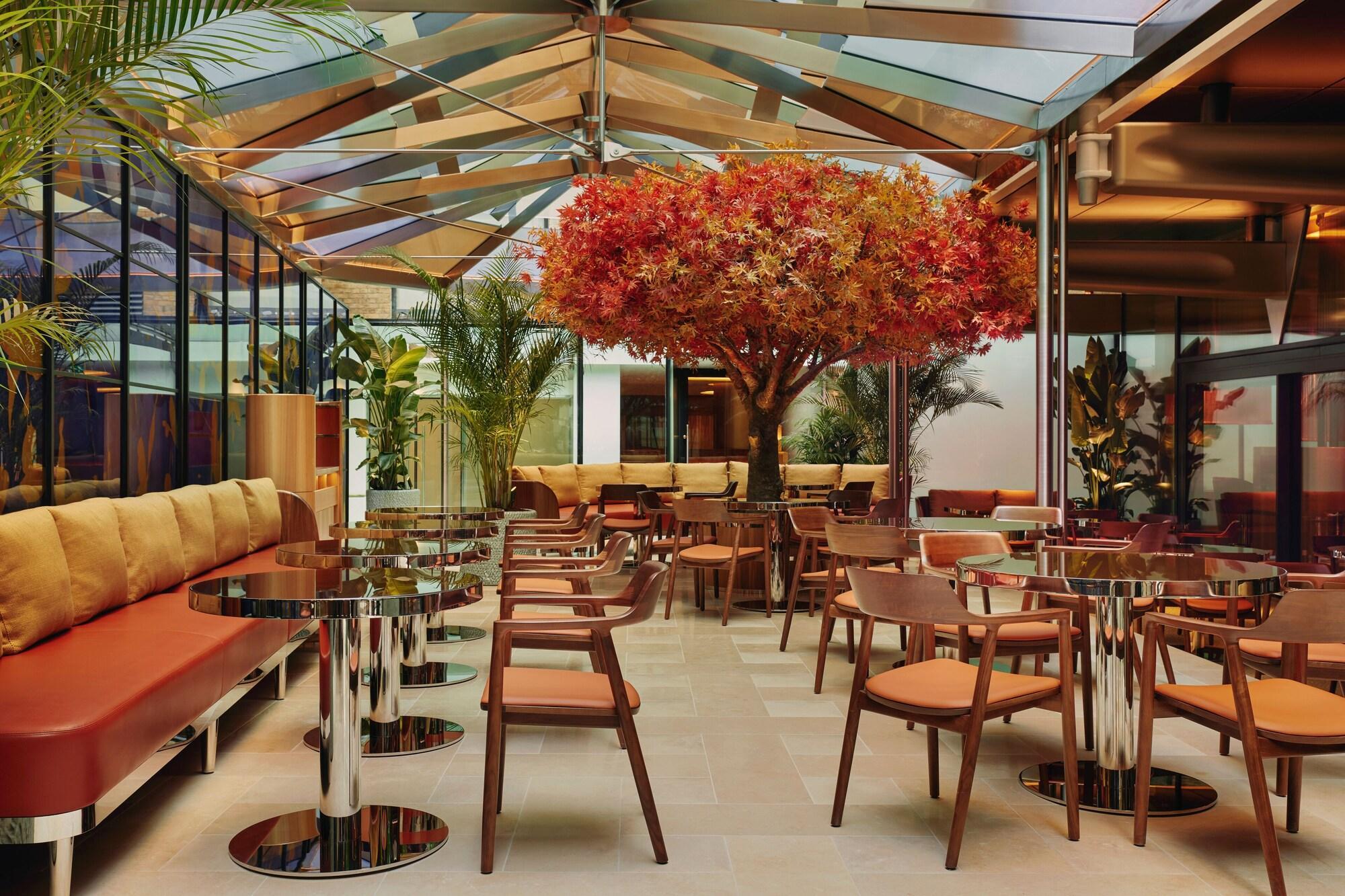 Restaurant The Emory, Maybourne