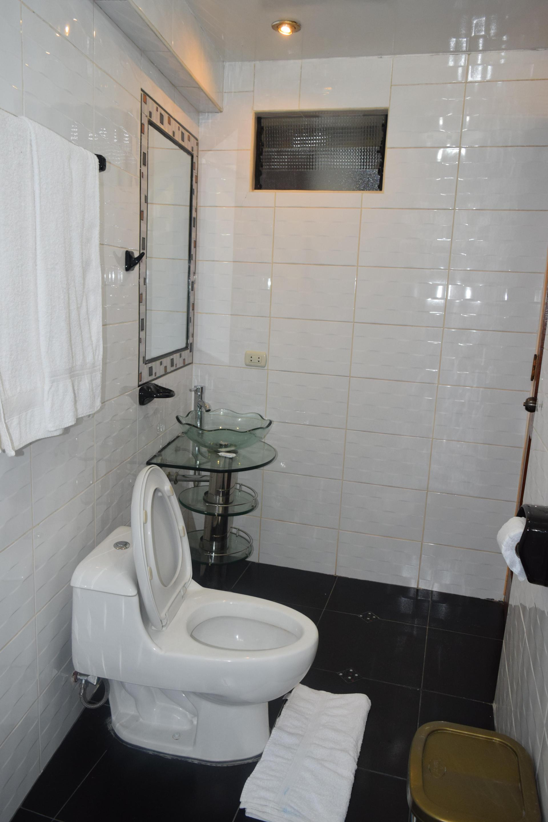 Baño Quilla Ecologico Inn