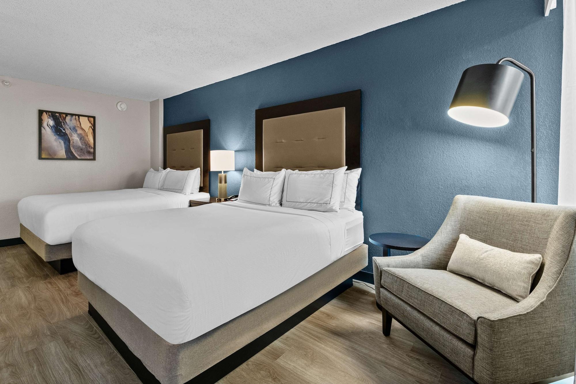 Habitación DoubleTree by Hilton Raleigh Midtown, NC