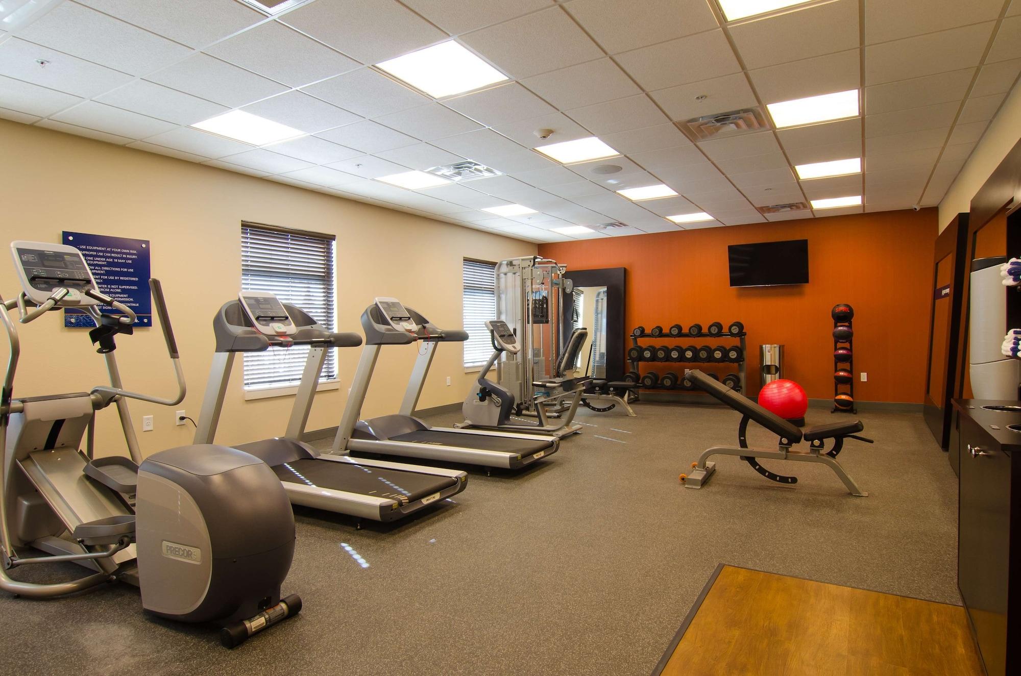 Gimnasio Hampton Inn & Suites Huntsville