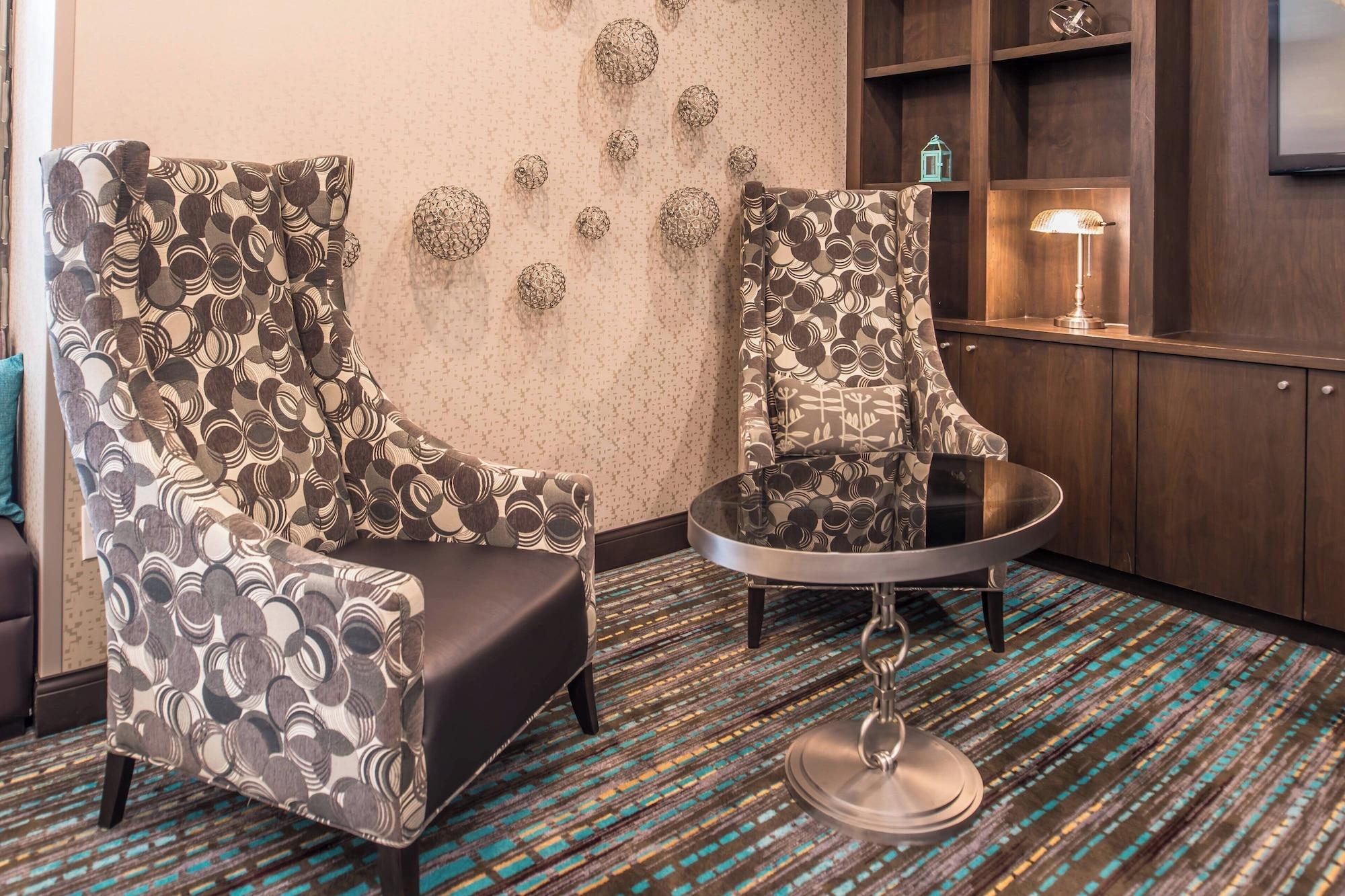 Vista Lobby Residence Inn by Marriott Pittsburgh North Shore