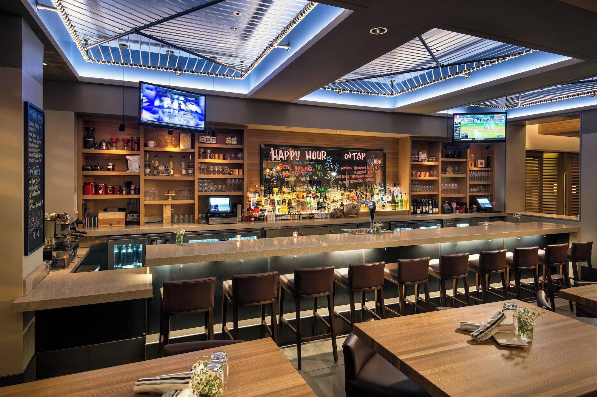 Restaurant Courtyard by Marriott Long Beach Downtown