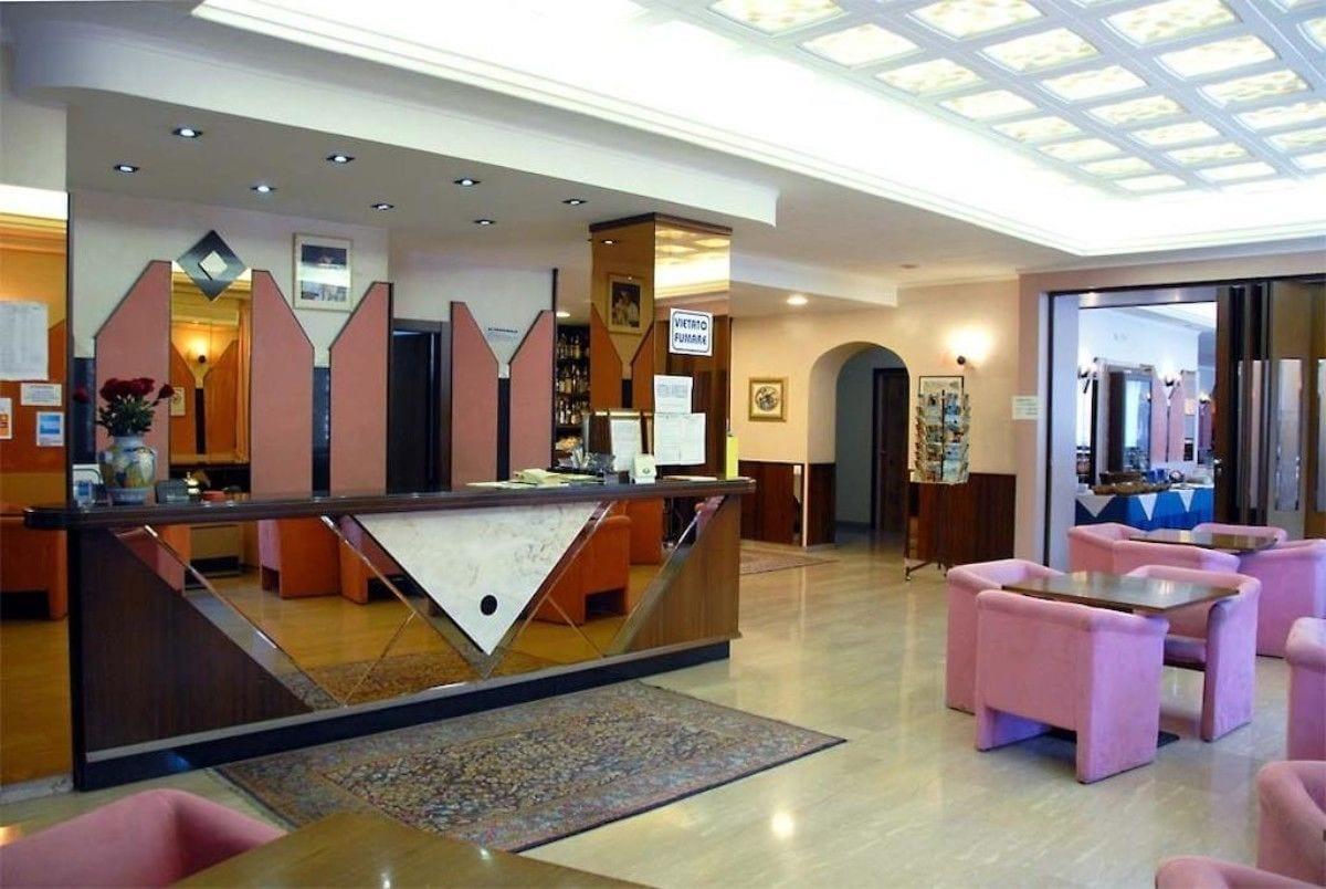 Vista Lobby Albergo Miramonti