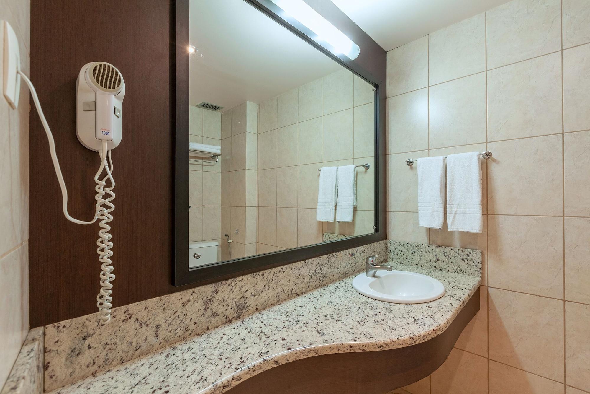 Equipamiento de Habitación TRI HOTEL VITTORIA BENTO