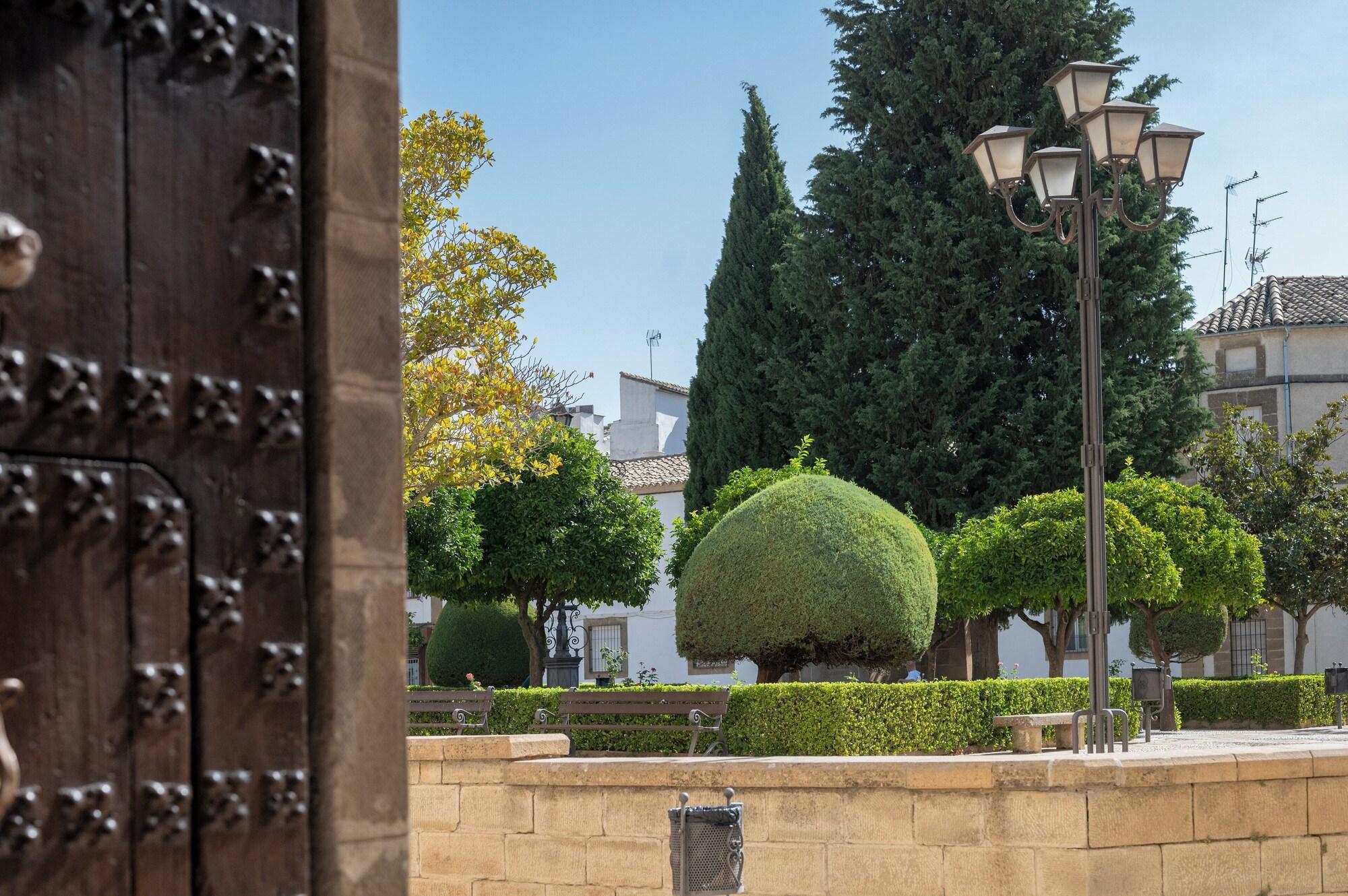 Varios Hotel María de Molina