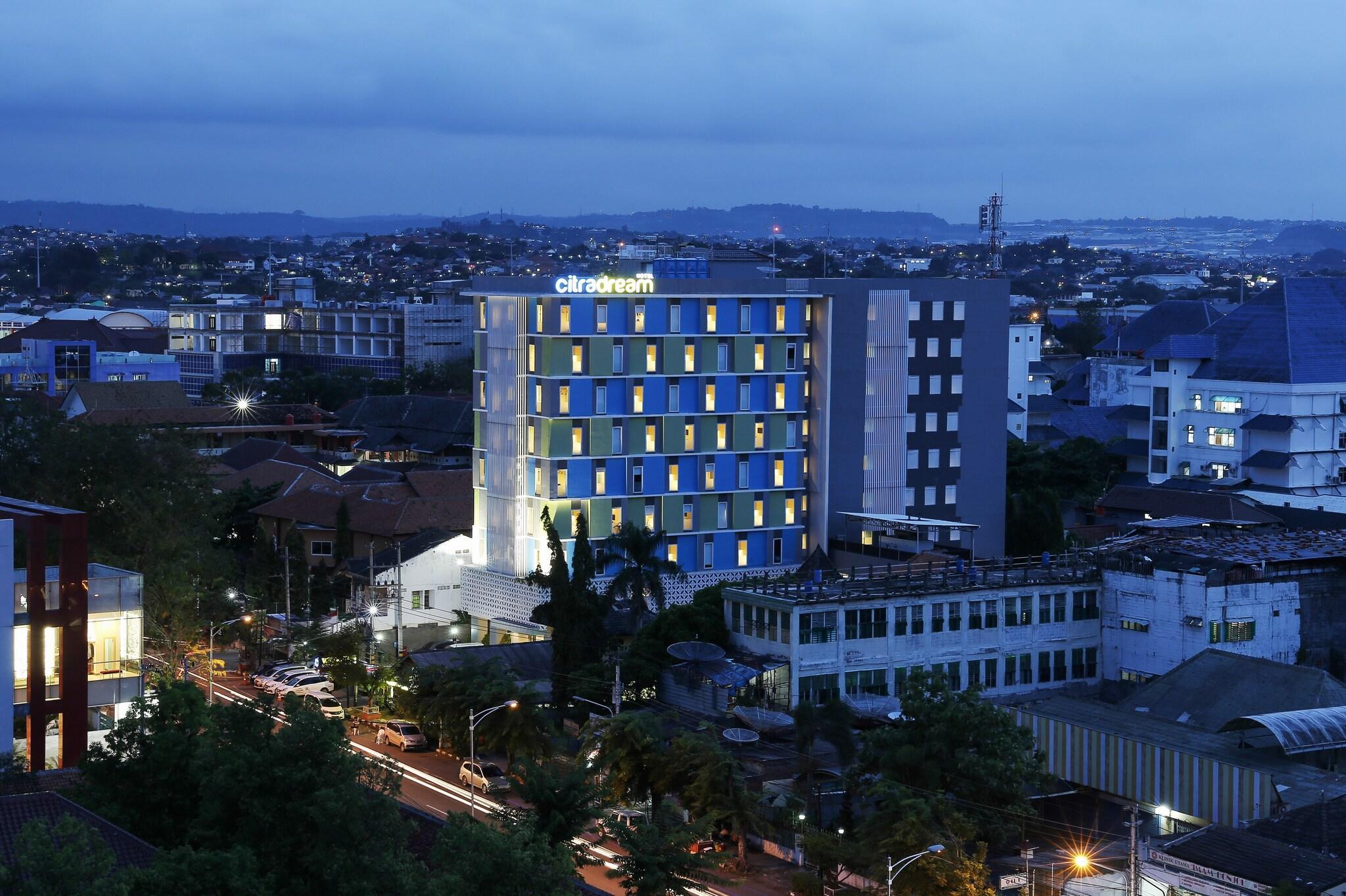 Vista Exterior Hotel Citradream Semarang