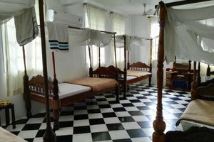 Alojamiento - Sharook Lodge - Hostel