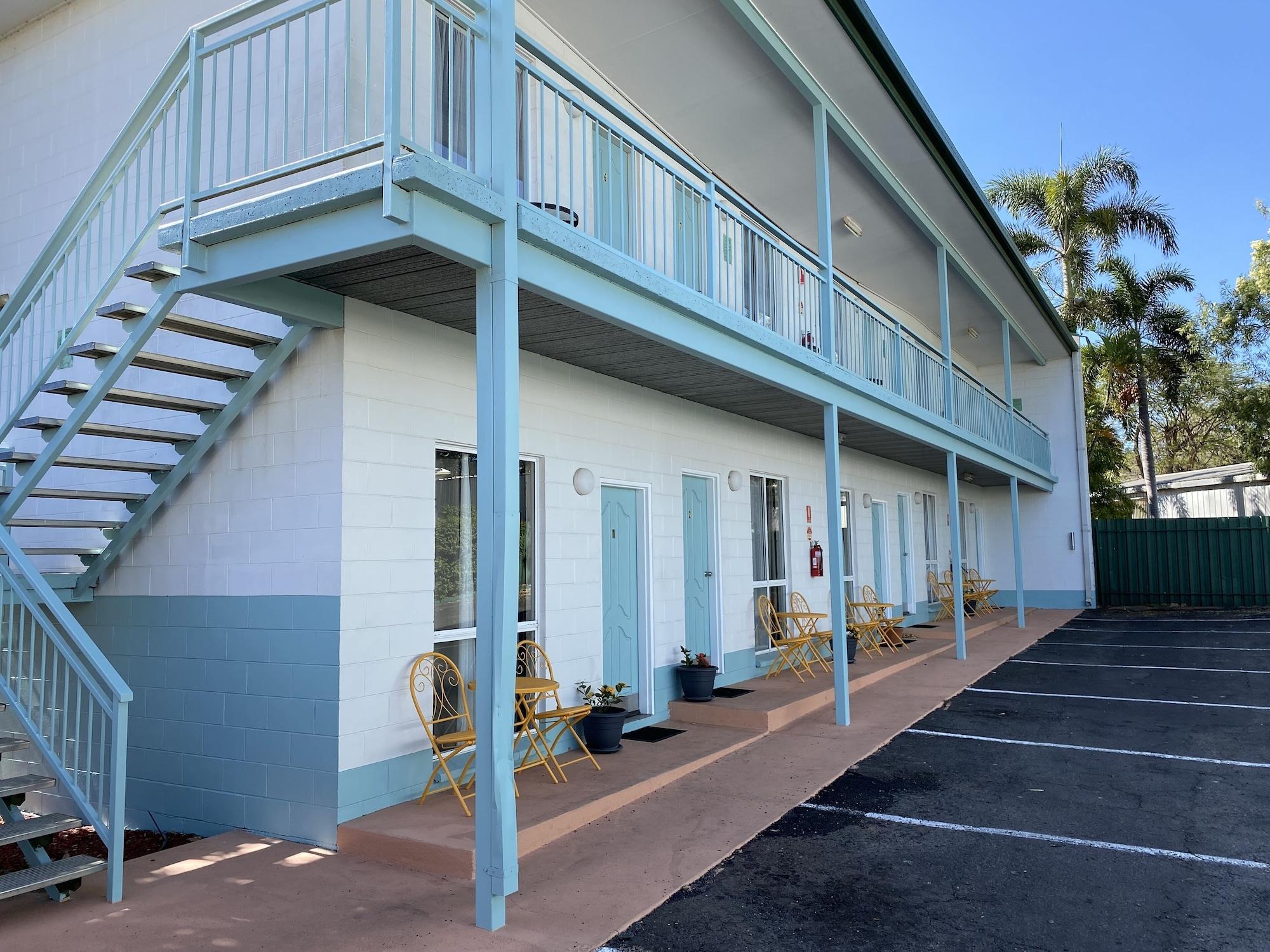 Vista Exterior Central Point Motel