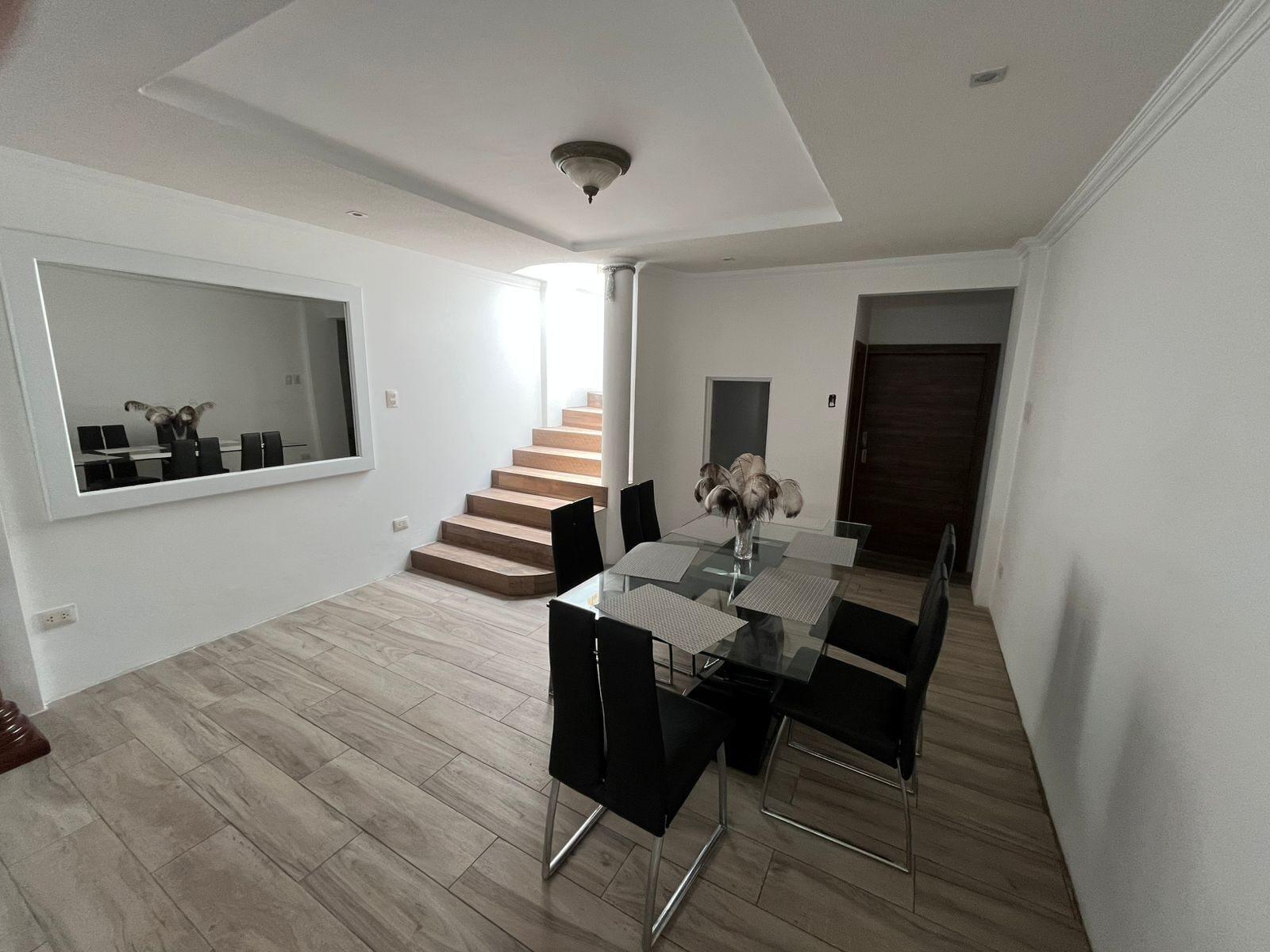 Restaurant Hotel Arupo Residence Aeropuerto