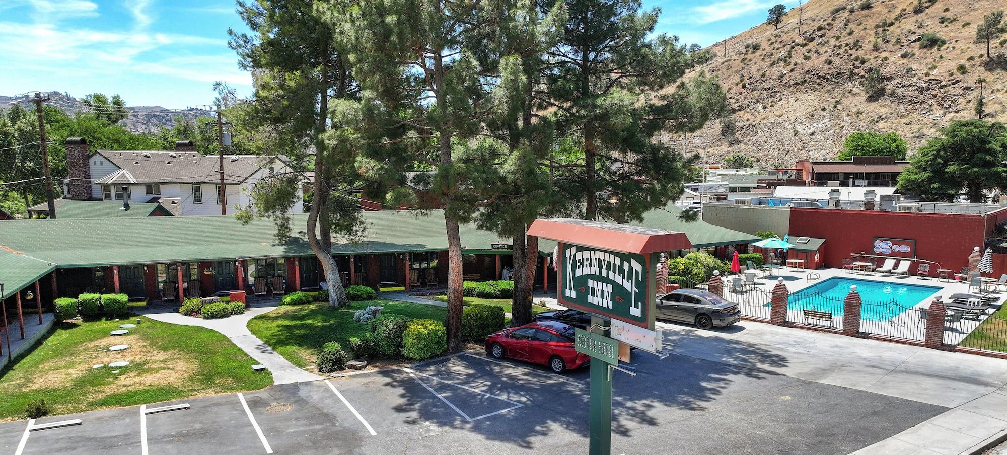 Vista Exterior Kernville Inn