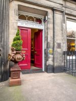 Alojamiento - Six Brunton Place