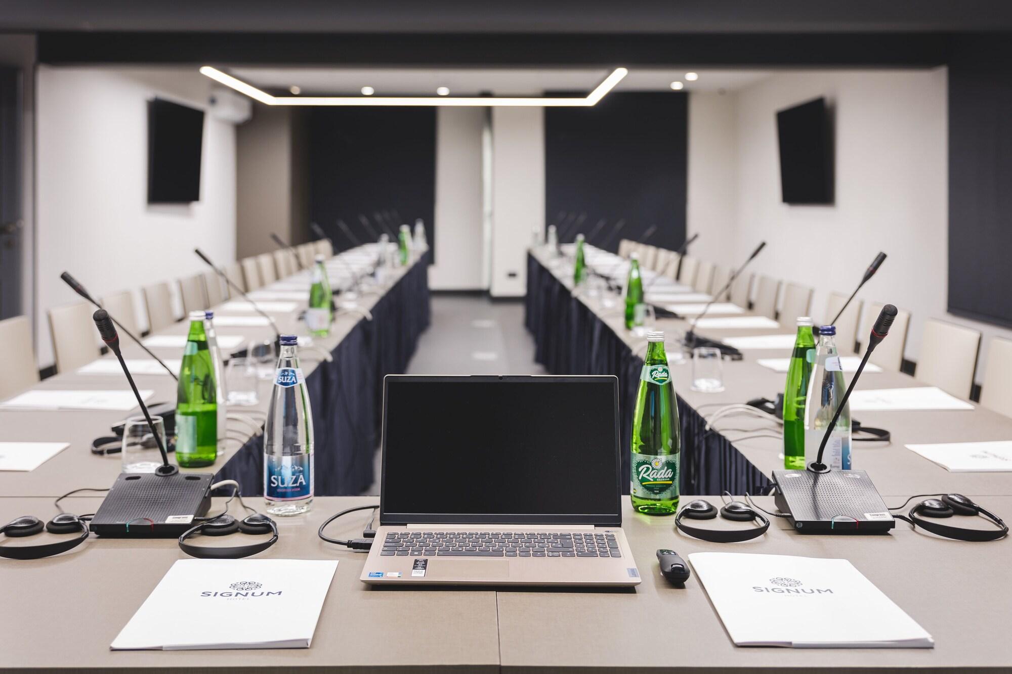 Sala de Reuniones Signum Hotel