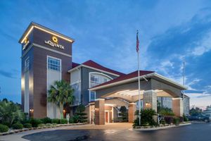 Alojamiento - La Quinta Inn & Suites by Wyndham Prattville