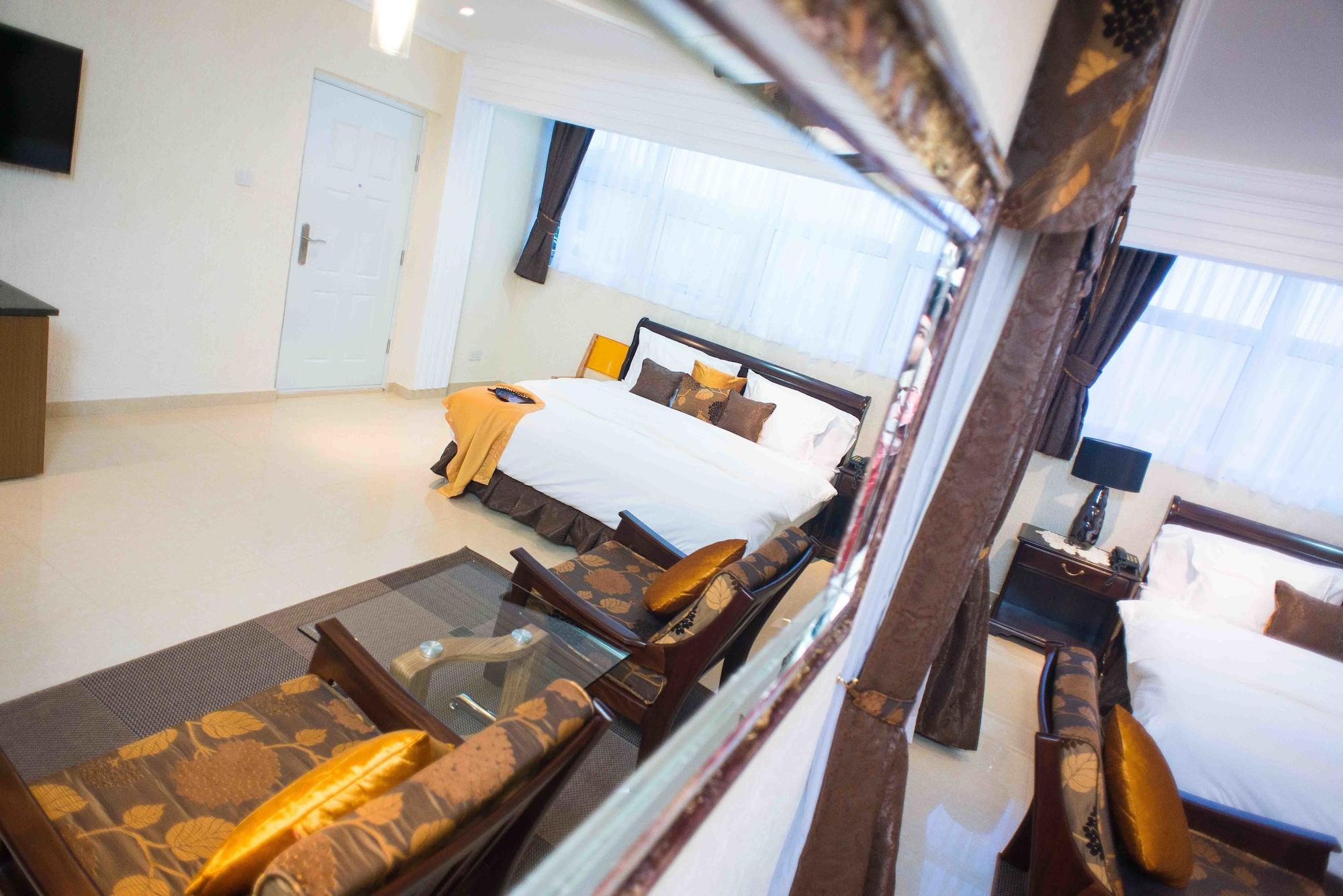 Set de Habitación The Ritzz Exclusive Guest House