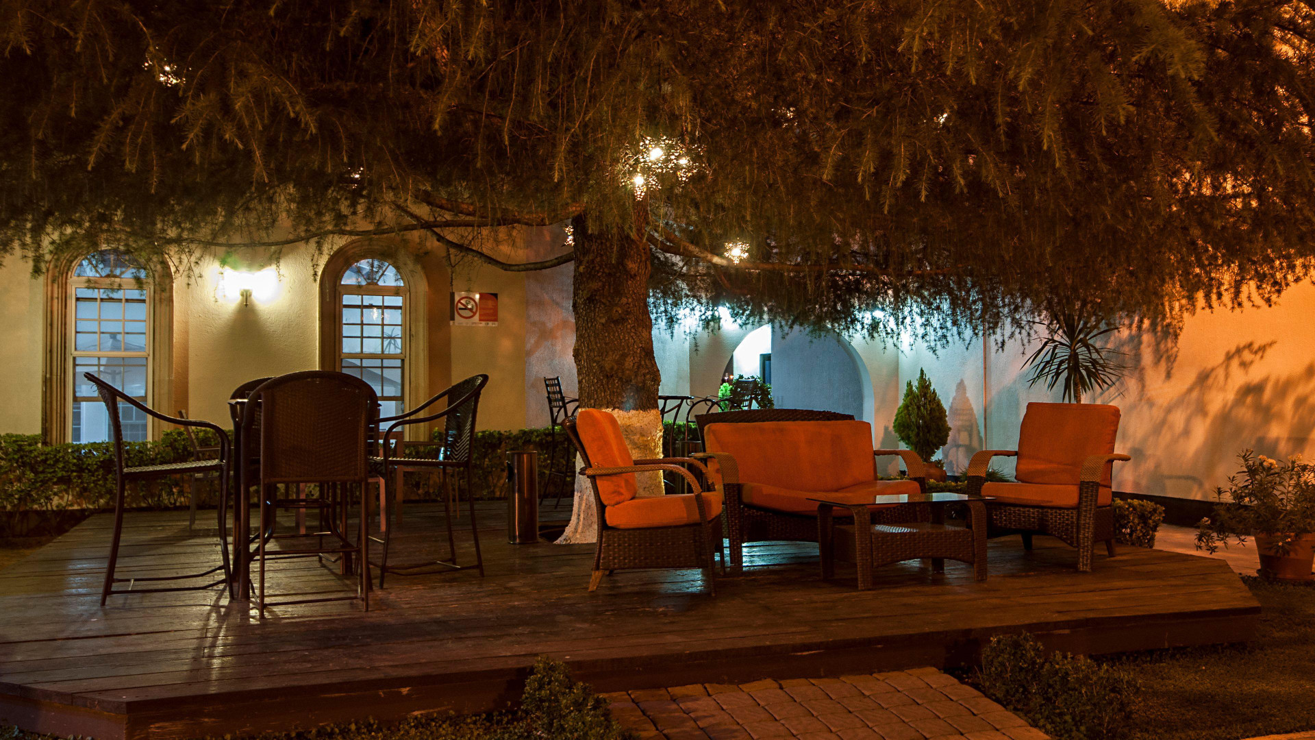 Vista Exterior Holiday Inn & Suites Chihuahua Expo