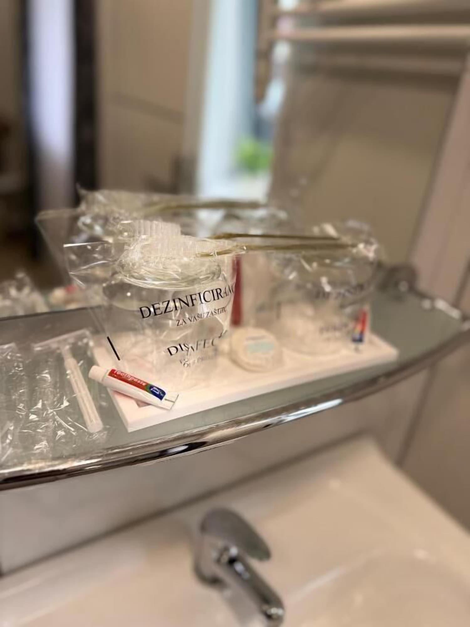 Equipamiento de Habitación Alsago Lux