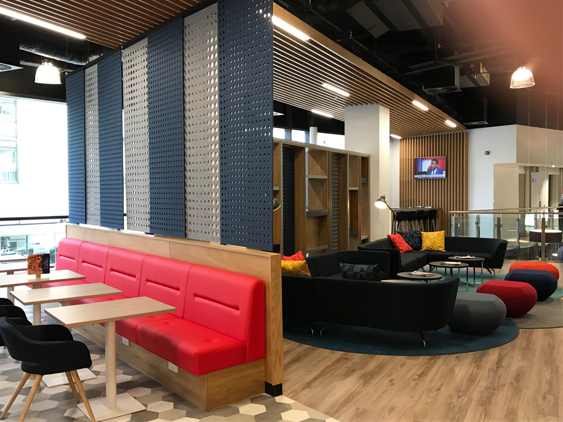 Bar/Salón Holiday Inn Express Birmingham - City Centre by IHG