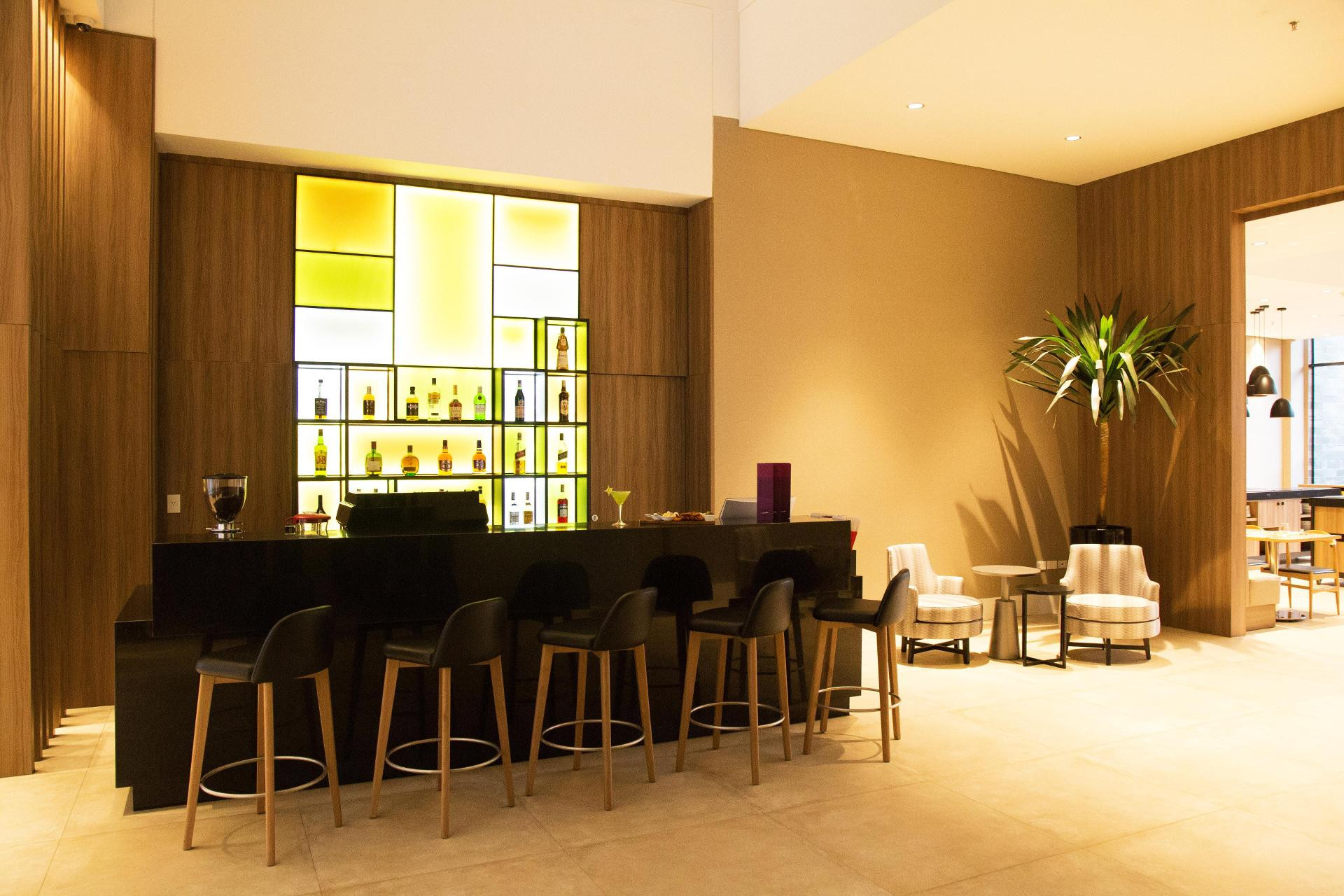 Bar/Salón Rio Hotel by Bourbon Ciudad del Este