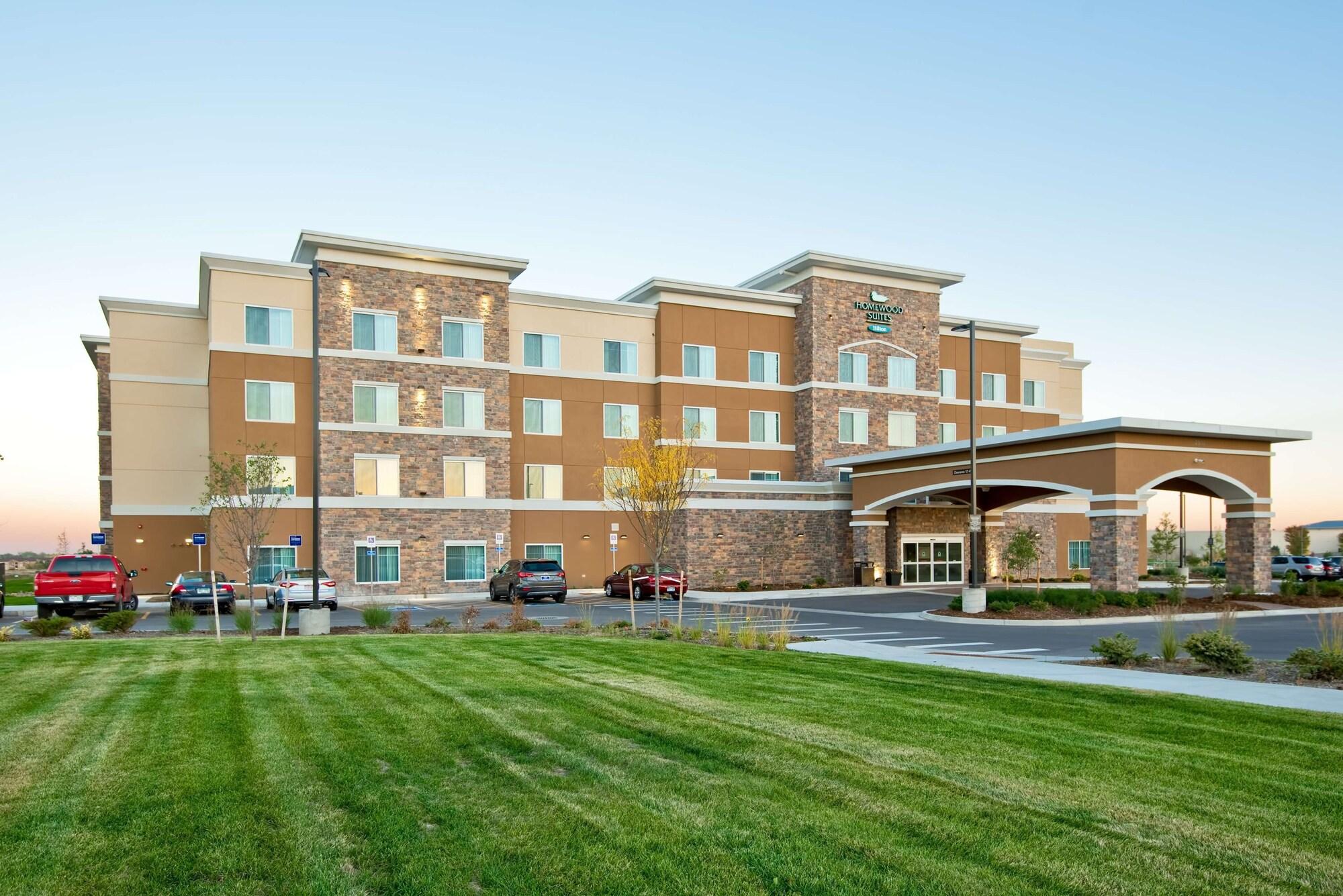 Varios Homewood Suites by Hilton Greeley