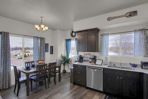 Alquiler Vacacional - ️Fabulous Luxury Apt ️ Fast WiFi ️ 4KHDTV  Hill AFB