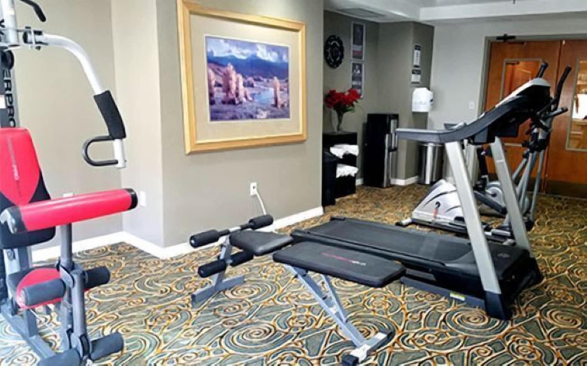 Gimnasio Ruidoso Mountain Inn