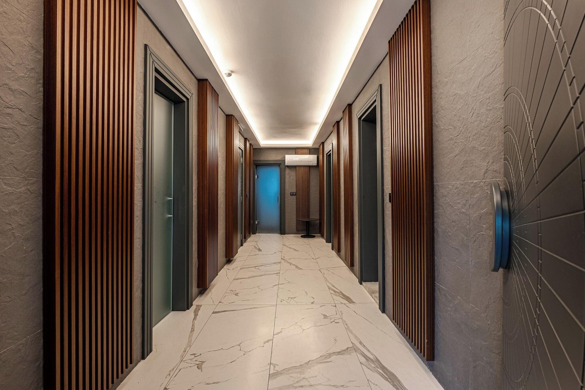 Spa Get Royal Suits Spa