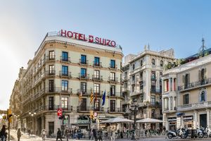 Alojamiento - Hotel Suizo