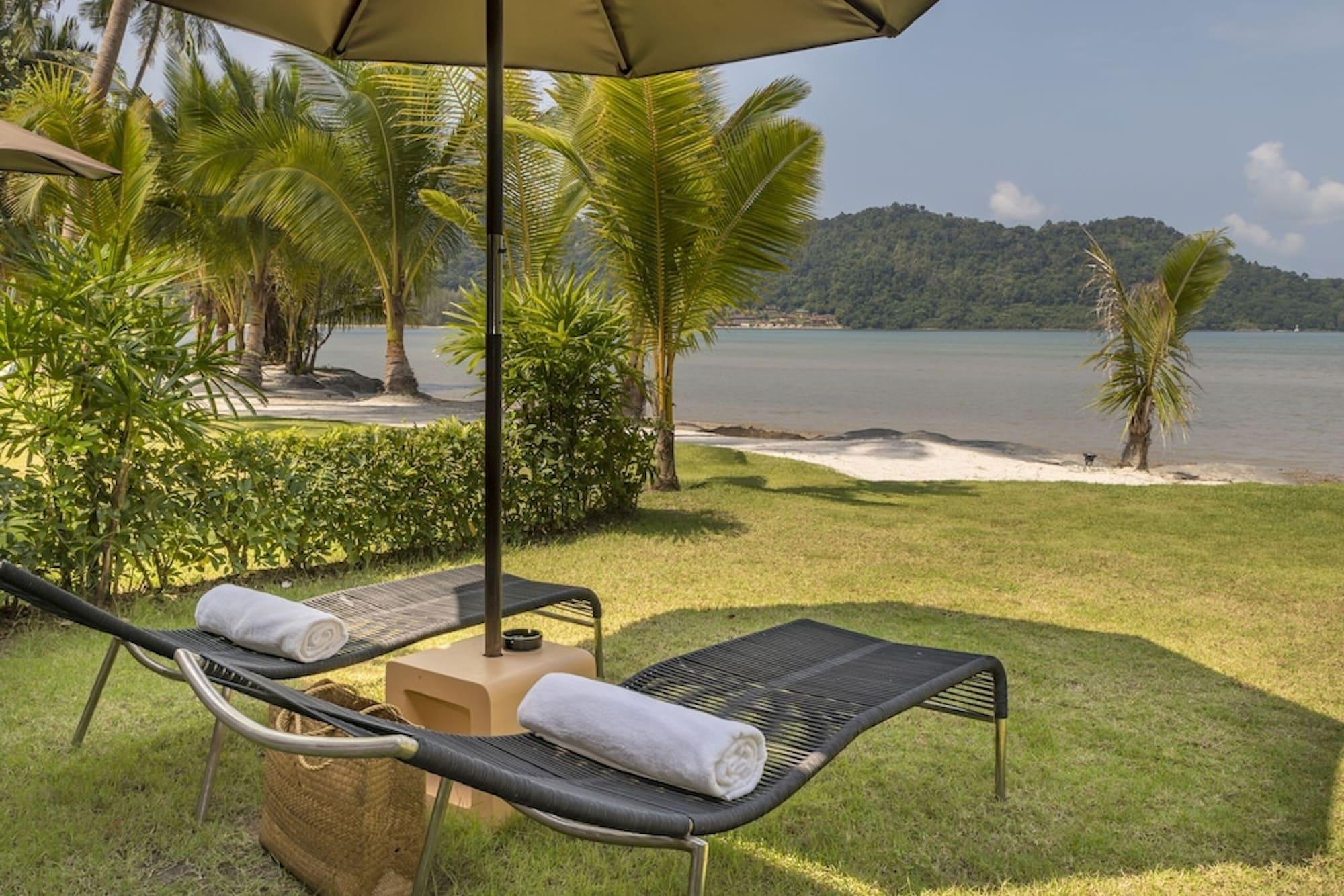 Playa Peninsula Beach Resort