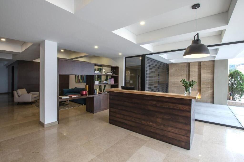 Vista Lobby ZITU 106