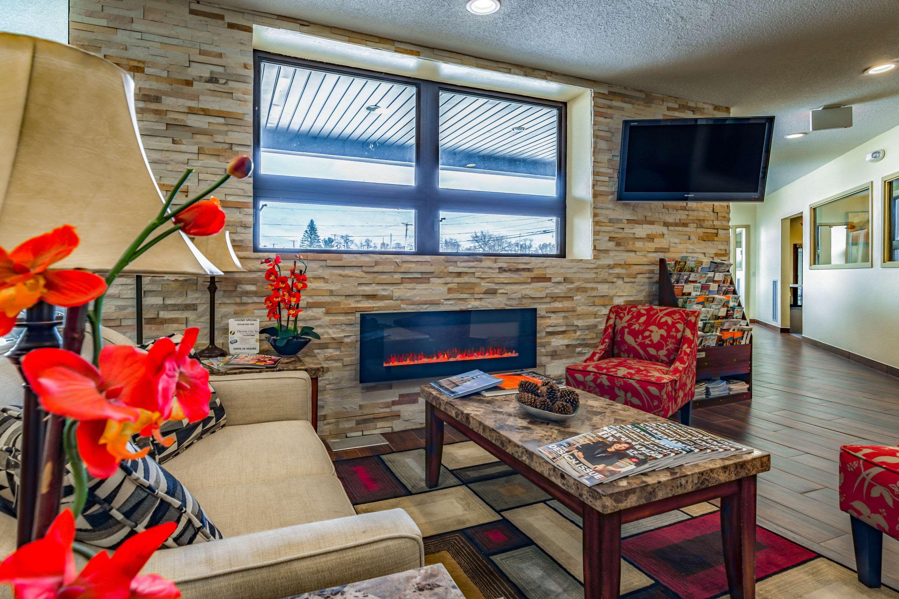 Vista Lobby Quality Inn Schenectady - Albany