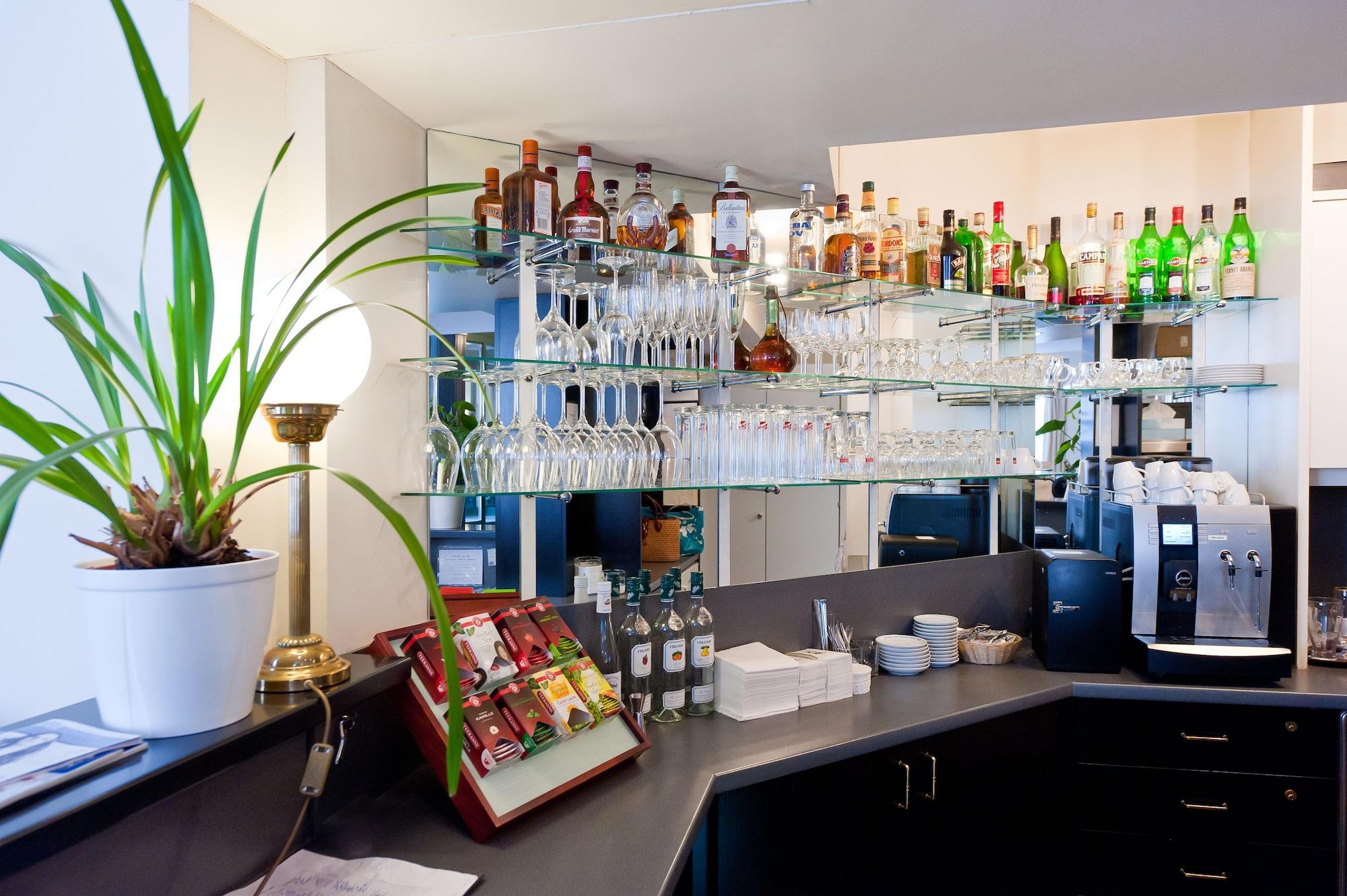 Bar/Salón Hotel Johann Strauss