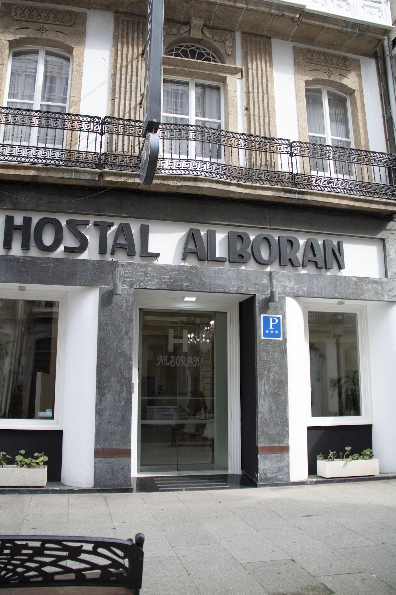Vista Exterior Alda Alborán Rooms