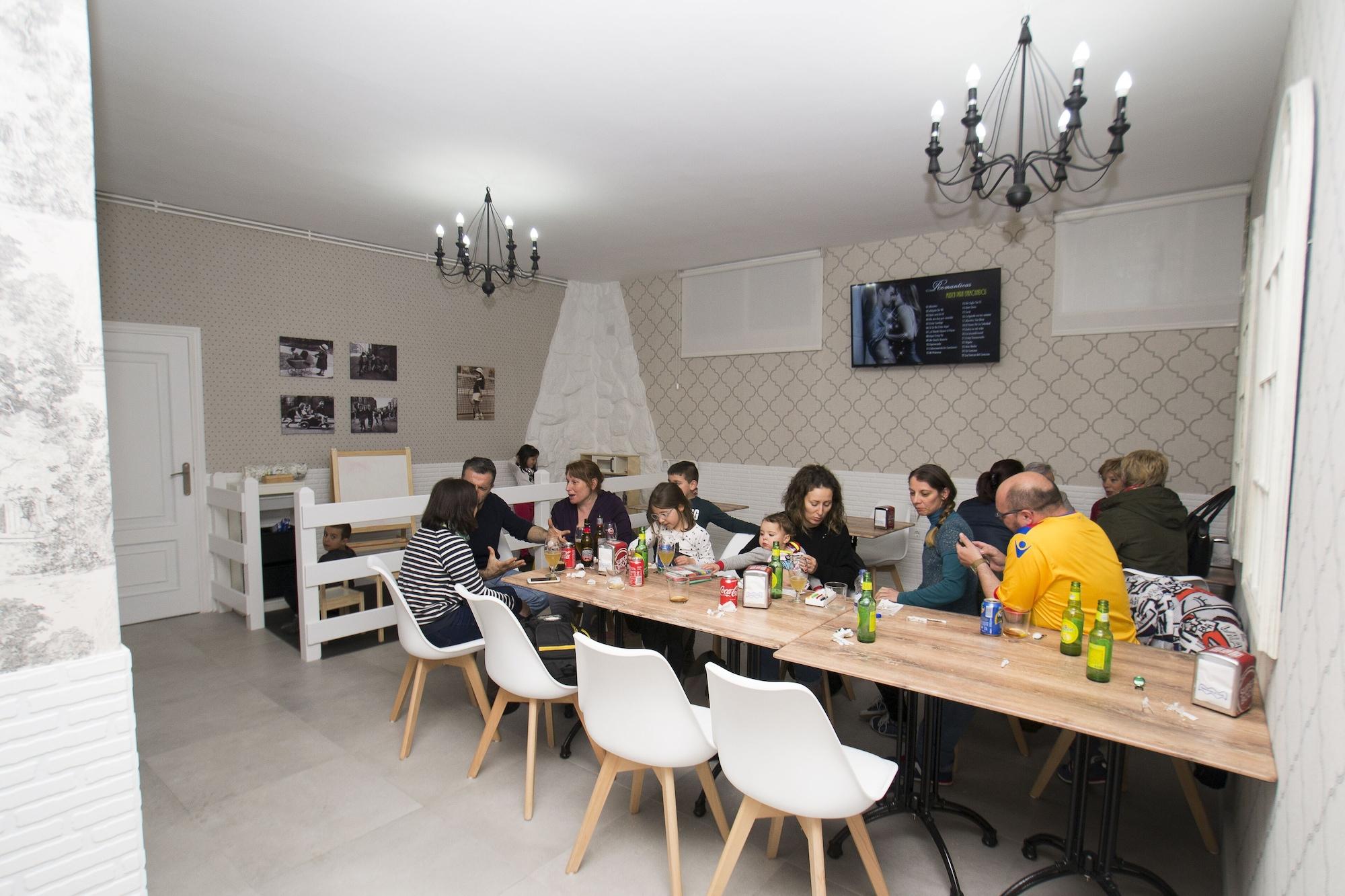 Restaurant Hostel Albergue O Meson - Apartamentos