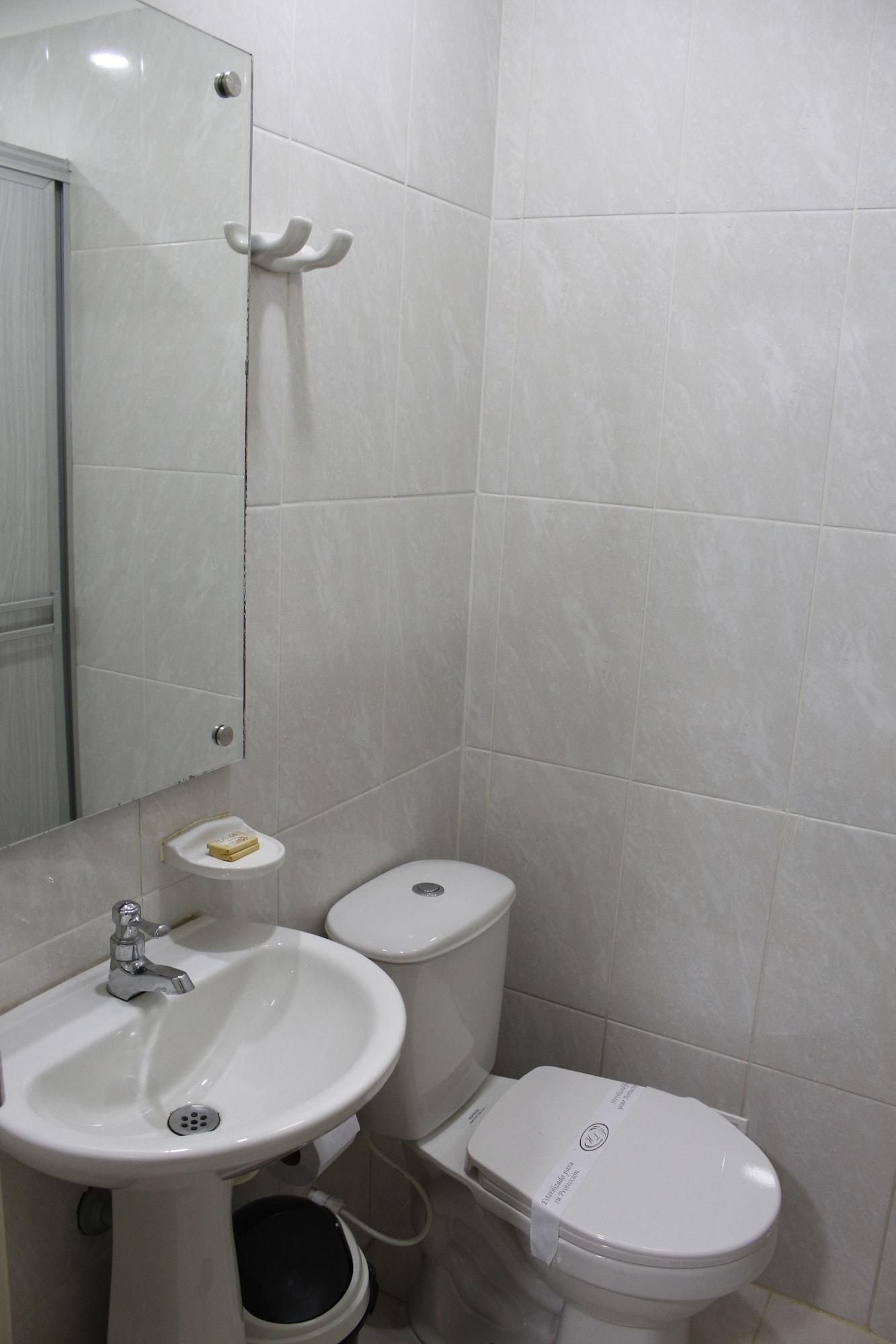 Equipamiento de Habitación Hotel Pereira 421