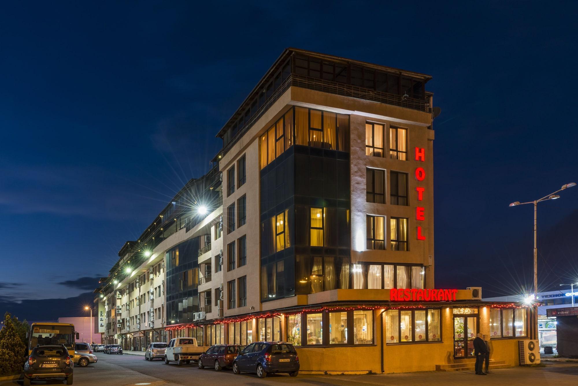 Vista Exterior Hotel Avenue