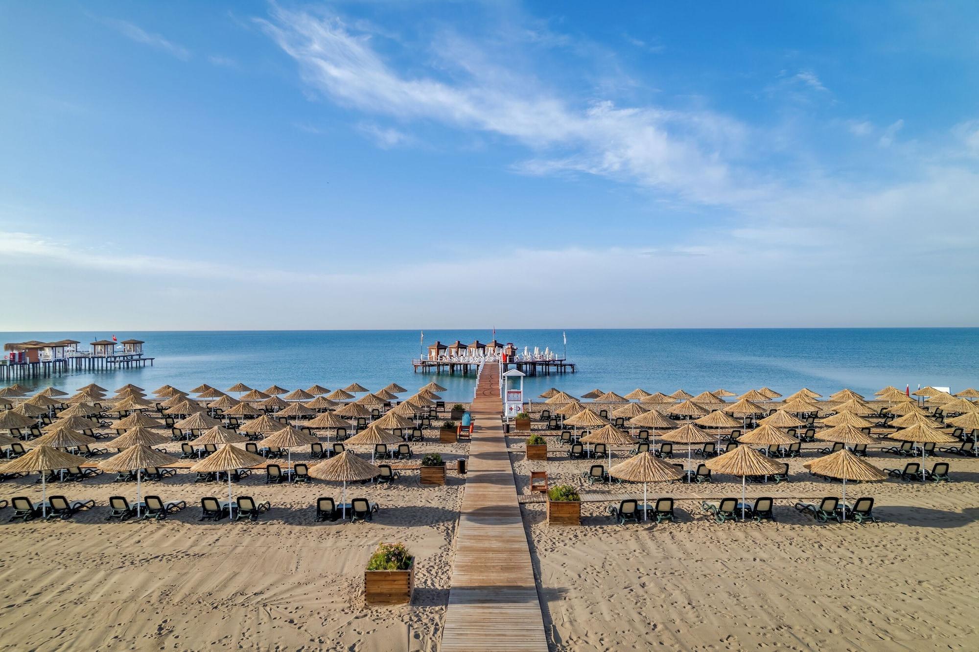 Playa Baia Lara Hotel