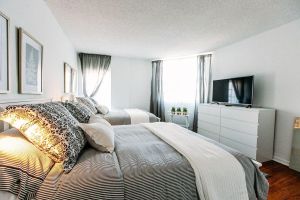 Alquiler Vacacional - Modern 2 Bed, 2 Bath Gem in Sunny Isles – Prime Location on Collins Ave!