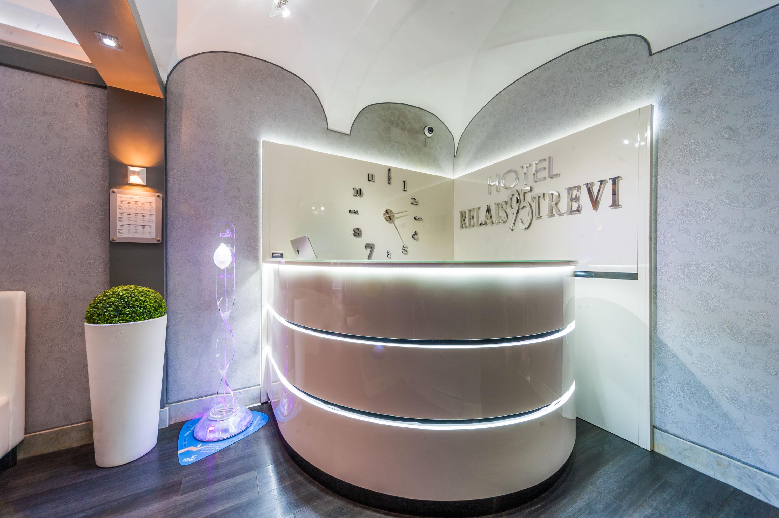 Vista Lobby Relais Trevi 95 Boutique Hotel