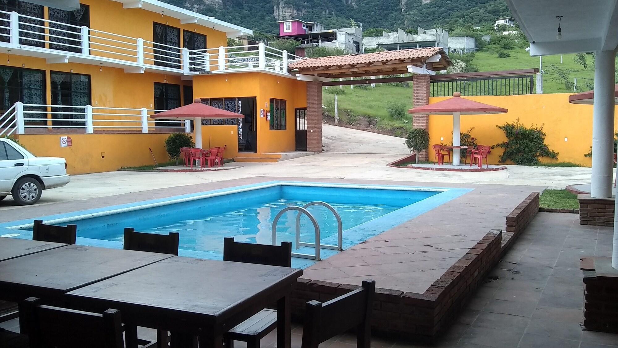 Varios Hotel Girasoles