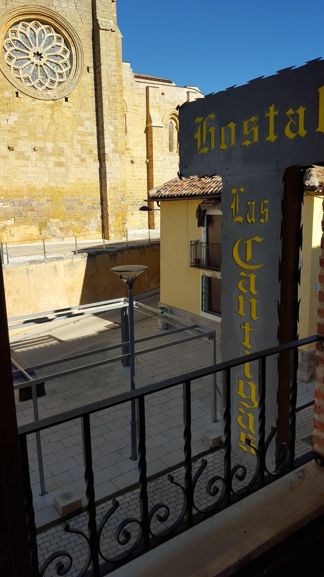 Vista Exterior Las Cantigas