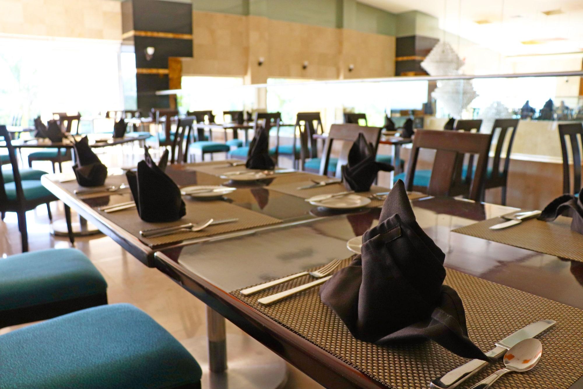 Restaurant Holiday Inn Villahermosa Aeropuerto by IHG