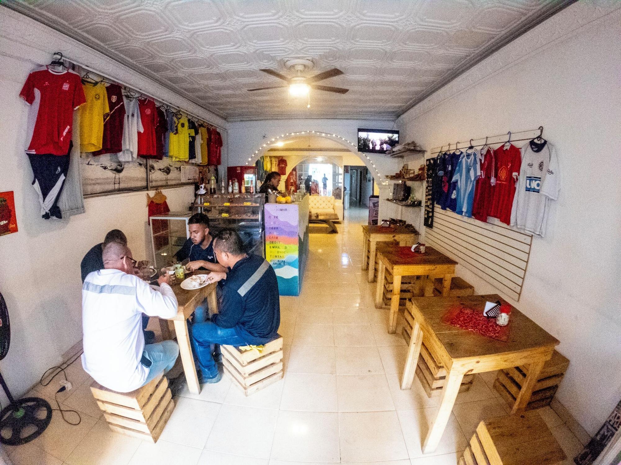 Restaurant Nahimara Champeta Hostel