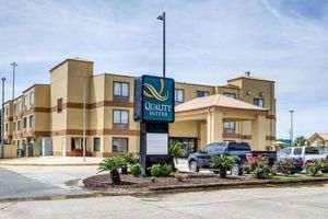 Alojamiento - Quality Suites Baton Rouge East - Denham Springs