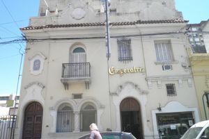 Alojamiento - Emperatriz Hotel